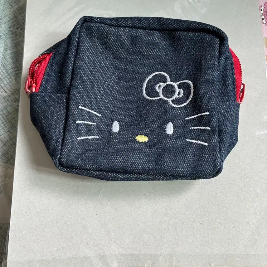 [BUNJANG] Kitty Pouch Small / 키티 파우치 소