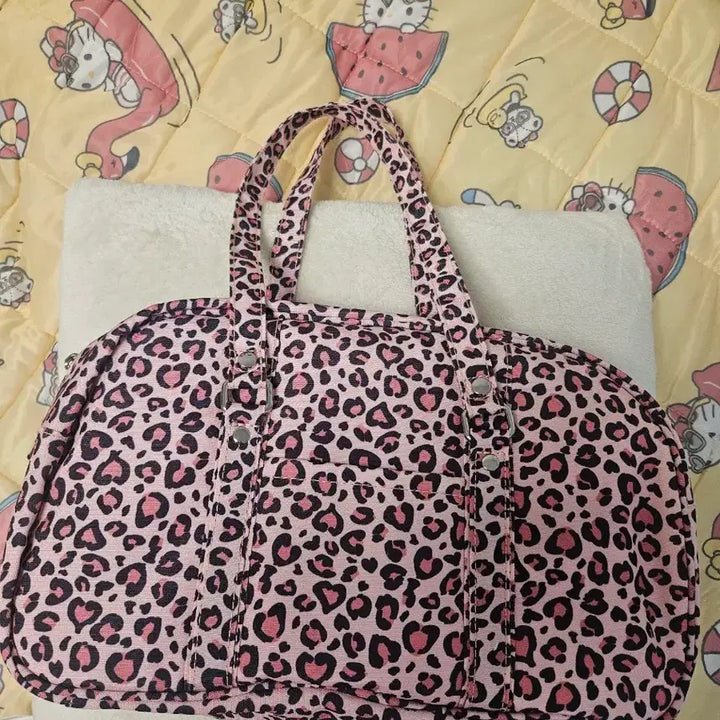 [BUNJANG] Hello Kitty Shimamura Leopard Pink Hops Women&