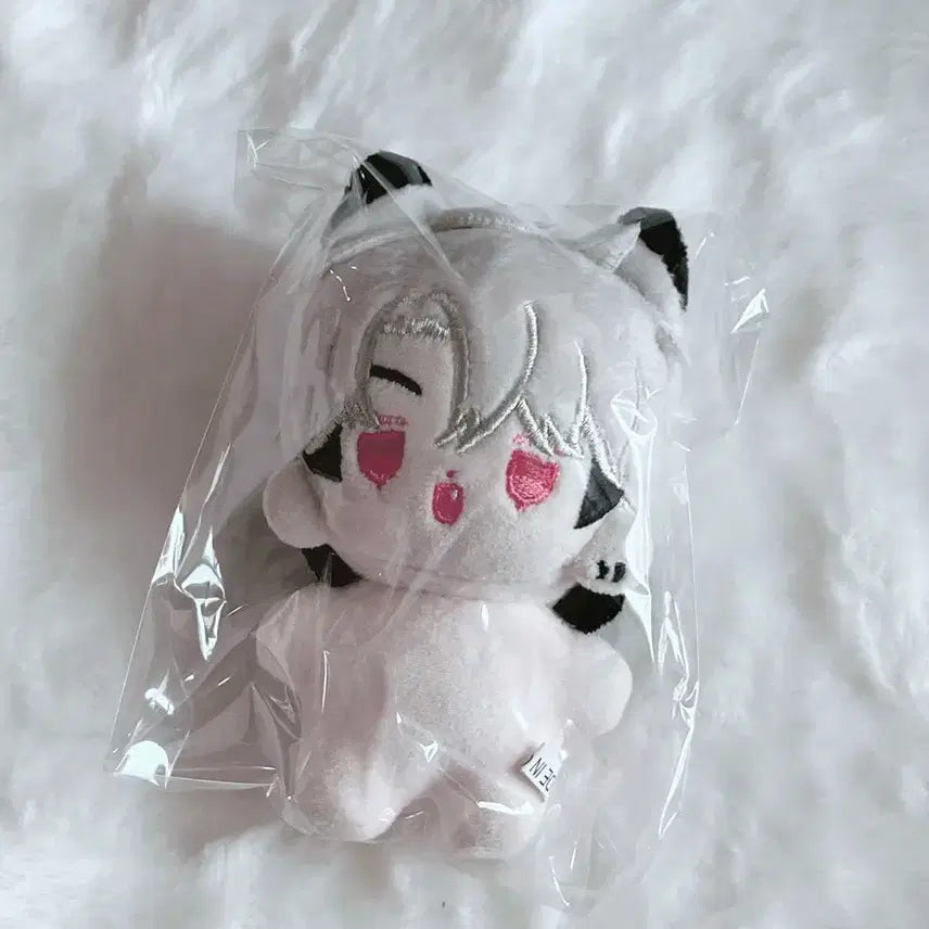 [BUNJANG] PLAVE Unofficial Eunho Doll (10cm) / 플레이브 비공식 은호 인형 (10cm)
