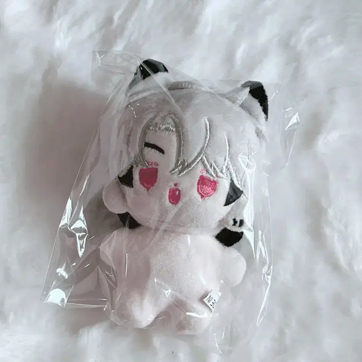 [BUNJANG] PLAVE Unofficial Eunho Doll (10cm) / 플레이브 비공식 은호 인형 (10cm)