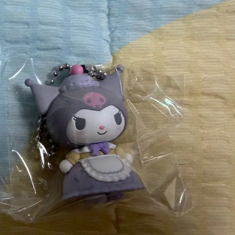 [BUNJANG] Sanrio Dreamy Ice Cream Kuromi Random Keychain / 산리오 드리미 아이스크림 쿠로미 랜덤 키링