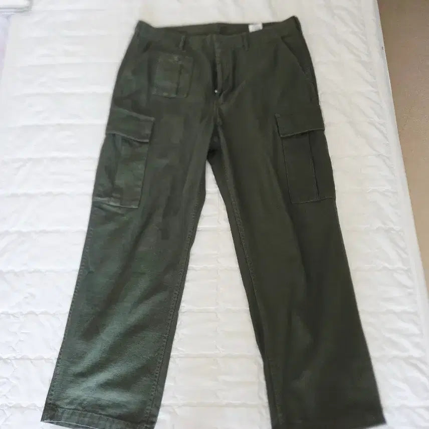 [BUNJANG] Musinsa Standard British Army Cargo Pants Khaki Size 36 / [36] 무신사 스탠다드 브리티쉬 아미 카고 팬츠 - 카키
