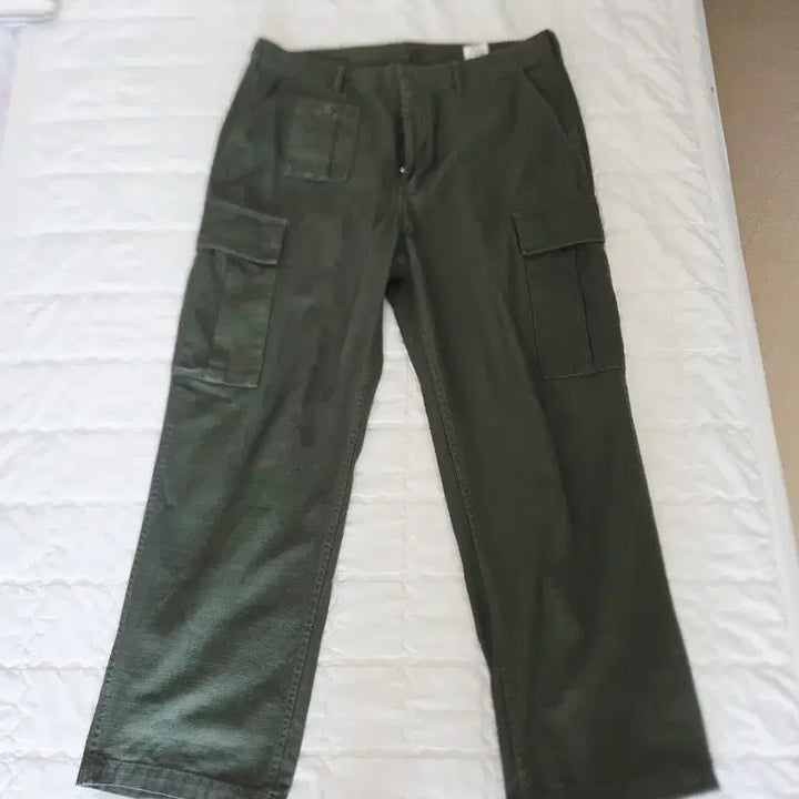 [BUNJANG] Musinsa Standard British Army Cargo Pants Khaki Size 36 / [36] 무신사 스탠다드 브리티쉬 아미 카고 팬츠 - 카키