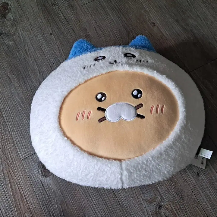 [BUNJANG] Chiikawa x Kakao Friends Hachiware Collaboration Cushion Plush / 치이카와 하치와레 카카오 프렌즈 콜라보 쿠션 인형