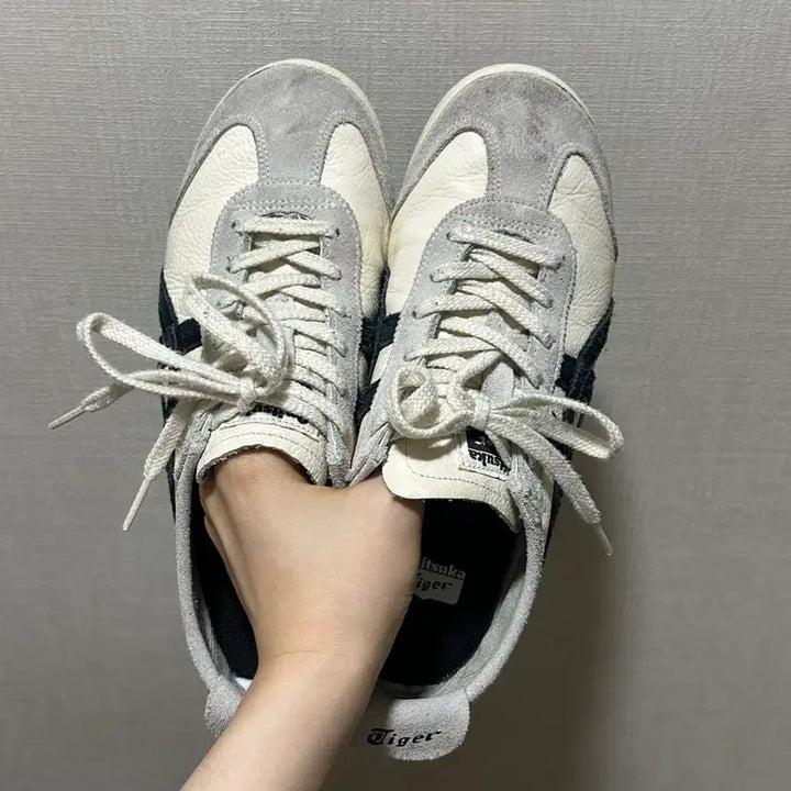 [BUNJANG] Onitsuka Tiger Mexico 66 White Black / 오니츠카타이거 멕시코 66 화이트 블랙 235