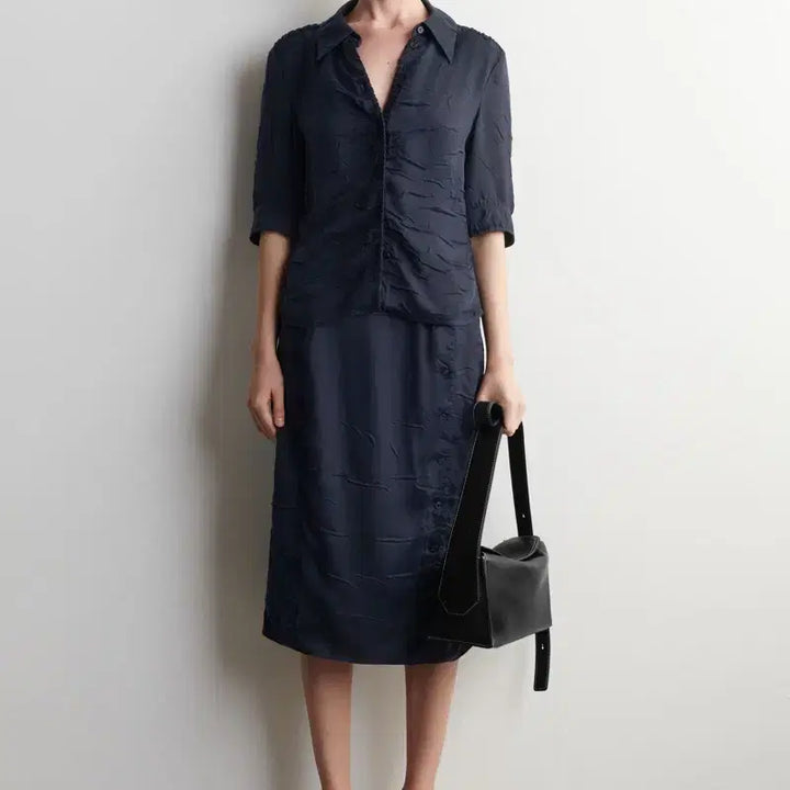 [BUNJANG] COS Gathering Crinkled Midi Skirt / COS 코스 개더링 크링클드 미디 스커트 36