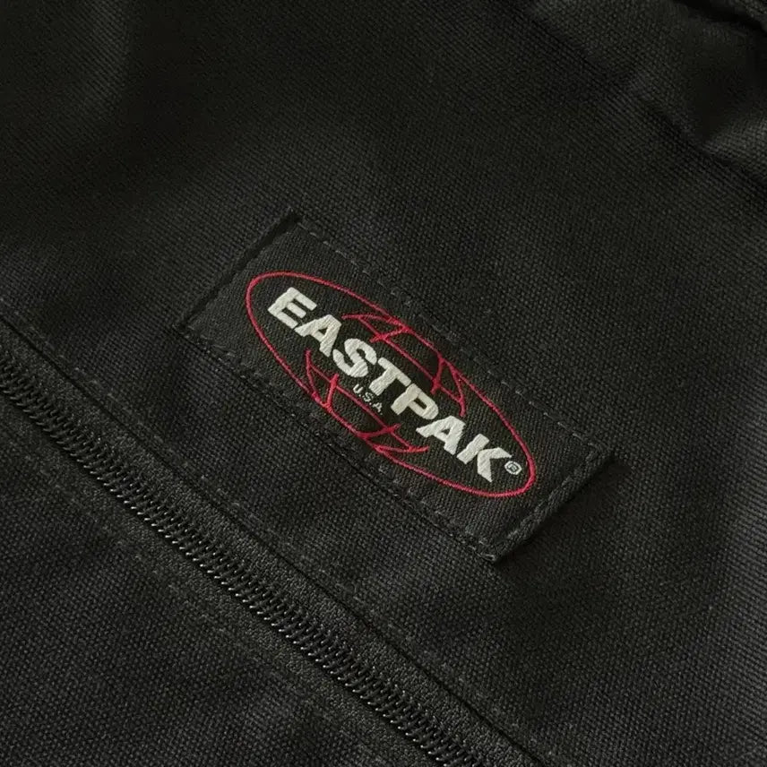 [BUNJANG] Eastpak Tutor Backpack / 이스트팩(EASTPAK) 튜터 백팩 (18.9만 원)