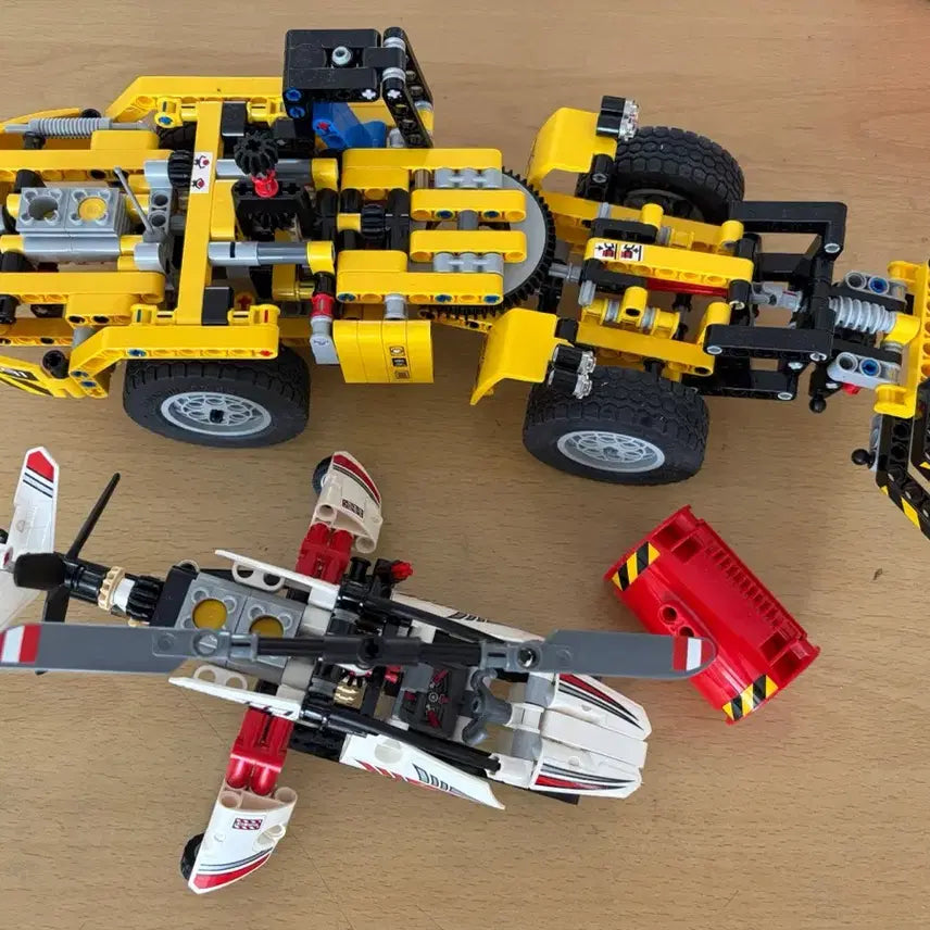 [BUNJANG] LEGO Technic 42054 Tractor + 9396 Helicopter Set / 레고 테크닉 42054 트랙터 + 9396 헬리콥터