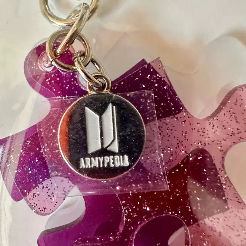 [BUNJANG] BTS ARMYPEDIA Puzzle Keychain / BTS ARMYPEDIA 퍼즐 키링