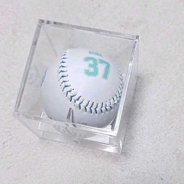 [BUNJANG] TWICE Mina Baseball Cushion Keyring Bundle Set / 트와이스 미나 굿즈 야구공 쿠션키링 일괄