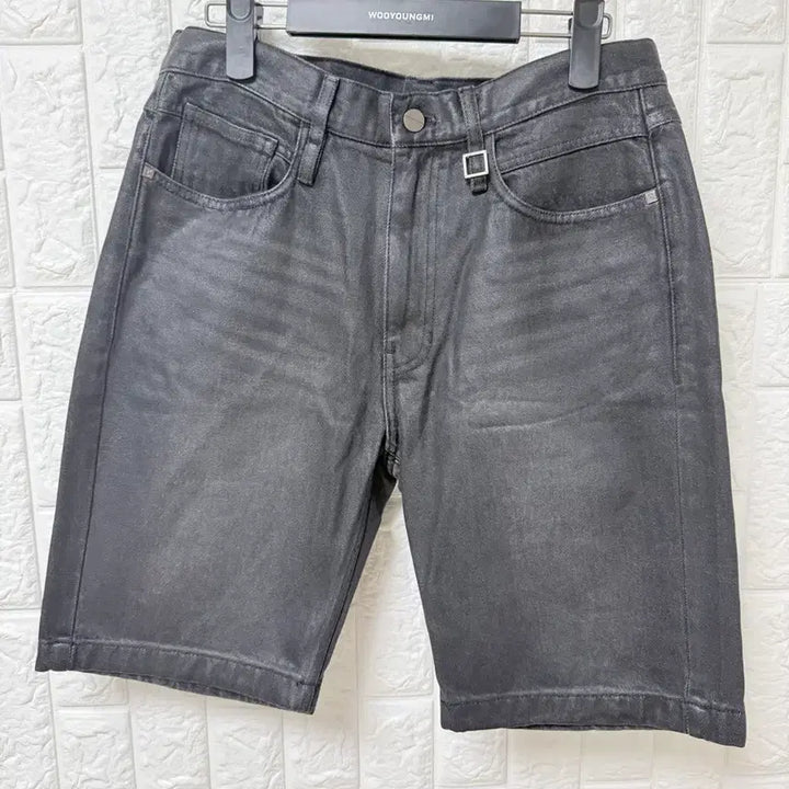 [BUNJANG] Woo Youngmi Black Coated Denim Shorts / 우영미  블랙 코팅 데님 쇼츠(4장일괄 구매시 이상품 드립니다)