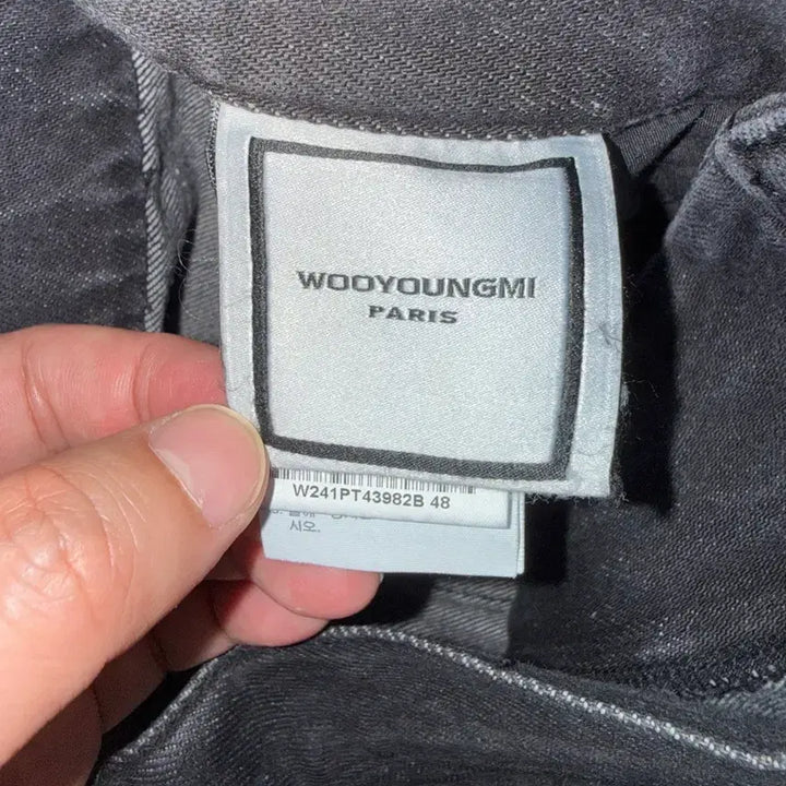 [BUNJANG] Woo Youngmi Black Coated Denim Shorts / 우영미  블랙 코팅 데님 쇼츠(4장일괄 구매시 이상품 드립니다)