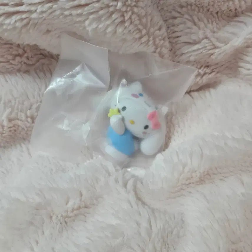 [SOLD OUT] 산리오 시나모롤 헬로키티 가챠