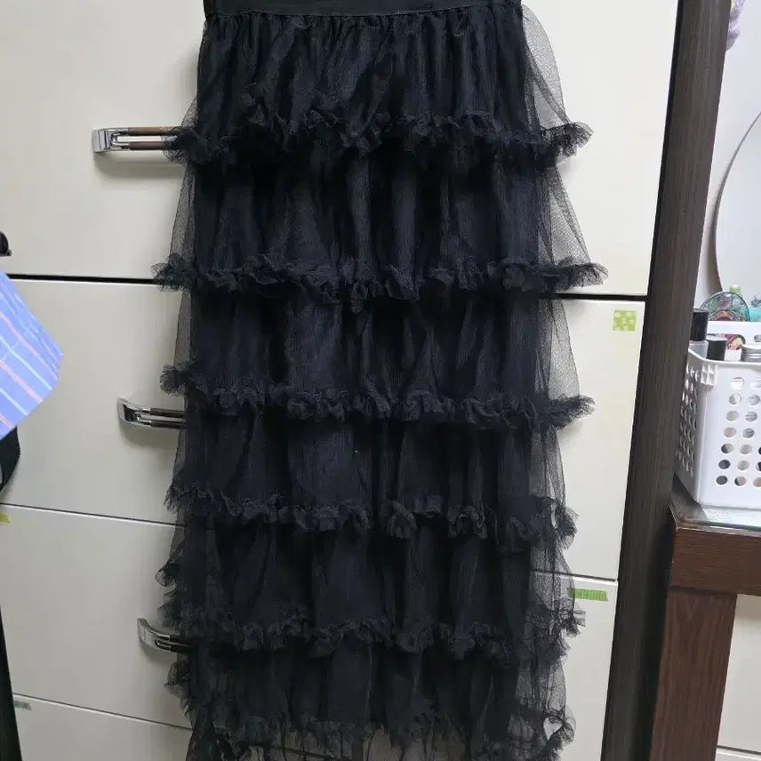 [BUNJANG] Gothic Black Layered Mesh Long Skirt with Ruffles / 고딕 블랙 캉캉 망사 롱스커트 프릴 튤스커트 밴딩치마