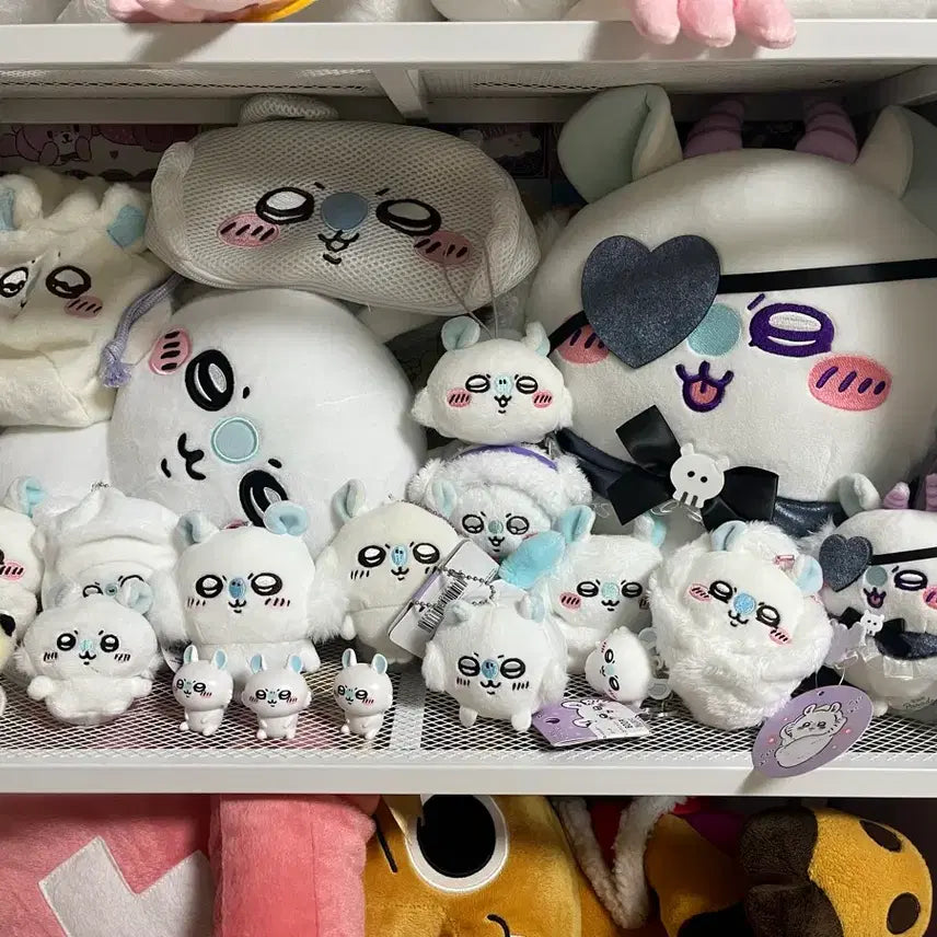 [BUNJANG] Monzaki Monmongga Character Goods Bundle / 먼작귀 모몽가 굿즈 대량 처분