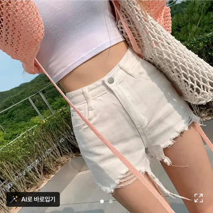 [BUNJANG] White High-Waist Cut-Off Denim Shorts - Size S / 에이블리 반바지 화이트 아이보리 흰반바지 흰바지 숏팬츠