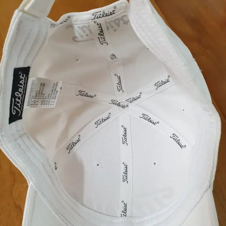 [BUNJANG] Titleist White Golf Cap / 타이틀리스트 화이트 골프 모자