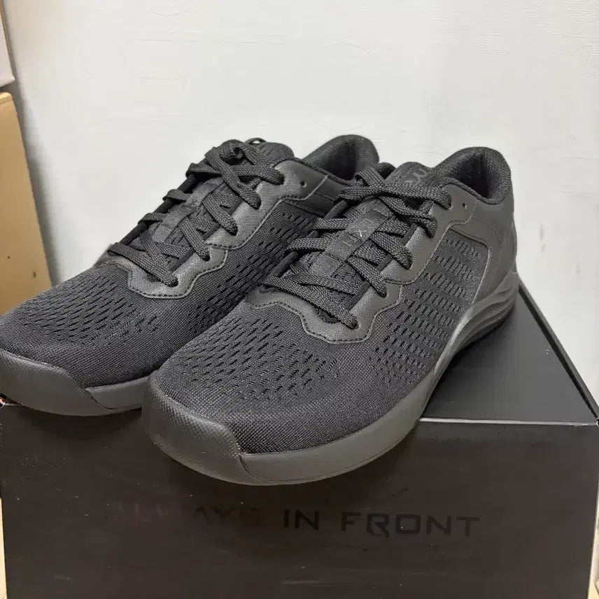 [SOLD OUT] [새제품/270(US9] TYR 크로스핏화  CXT-1 트레이너
