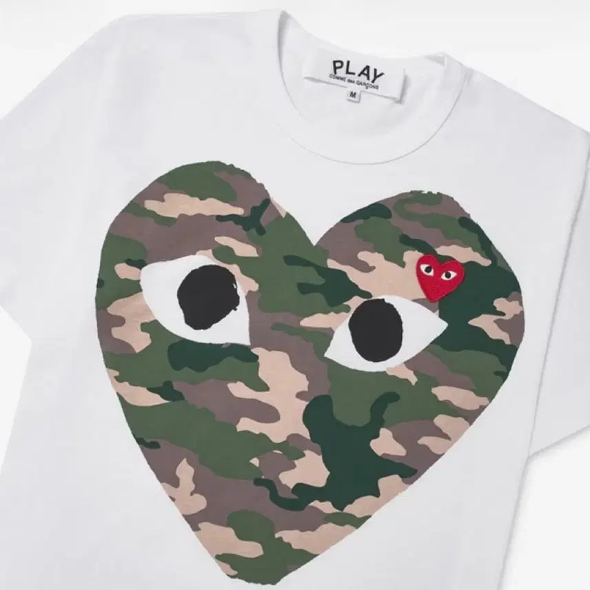 [BUNJANG] Comme des Garçons PLAY Camouflage Heart T-Shirt White / 플레이 꼼데가르송 카모플라주 하트 티셔츠 화이트