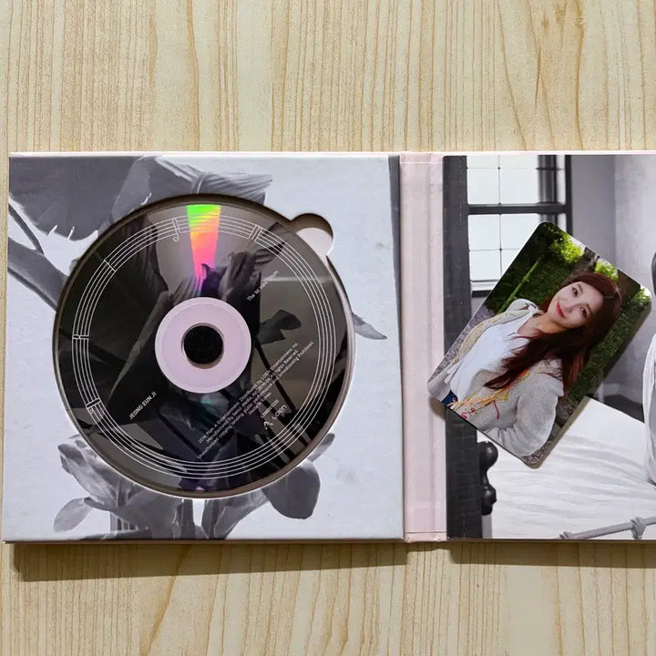 [BUNJANG] Jeong Eunji Mini Album Vol. 1 Dream (The Sky) Signed Promotional CD / [친필싸인반] 정은지 미니 1집 Dream (하늘바라기) CD
