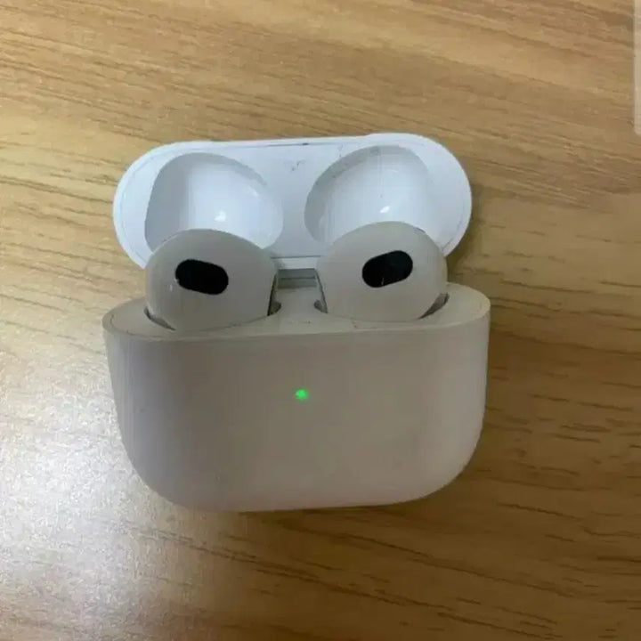 [BUNJANG] Apple AirPods 3rd Generation / 에어팟 3세대 팝니다!!