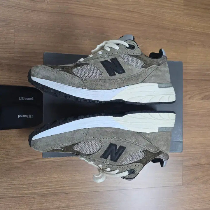 [BUNJANG] New Balance x JOUND 993 Mushroom Sneakers / (285) 뉴발란스 자운드993 머쉬룸 uk