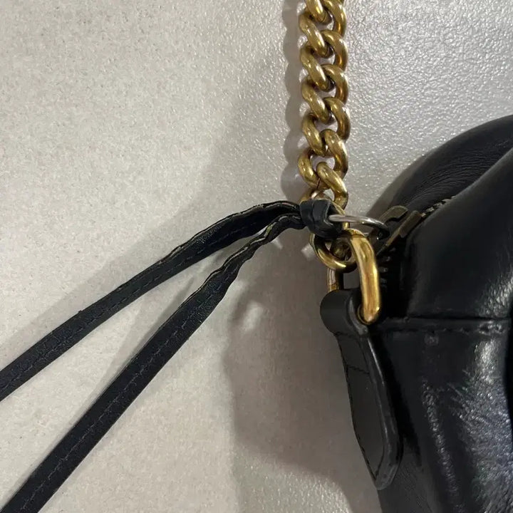 [BUNJANG] Gucci Marmont Matelassé Shoulder Bag Black / 구찌 마몽 마틀라세 숄더백 블랙