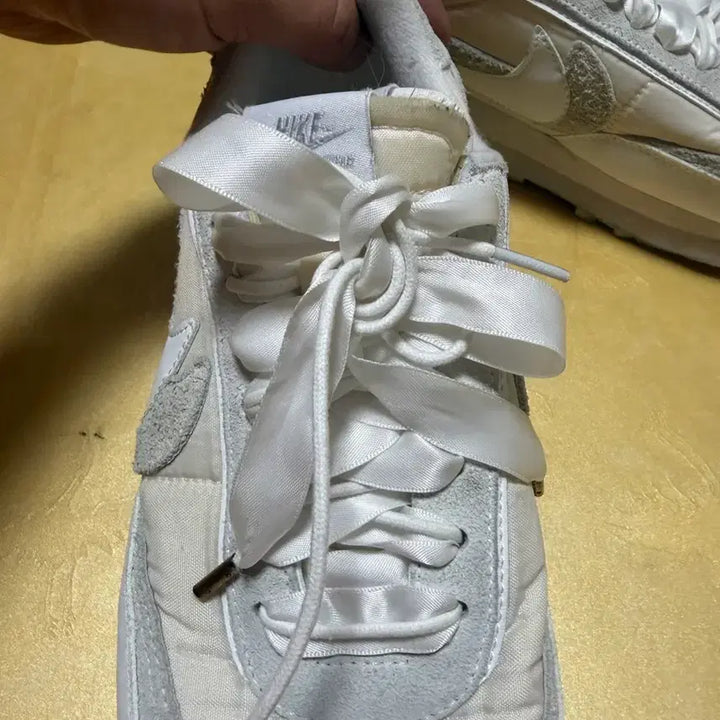 [BUNJANG] Nike x Sacai Nylon LDWaffle Sneakers White 280 / 나이키 x 사카이 나일론 LD 화이트 스니커즈 운동화 280