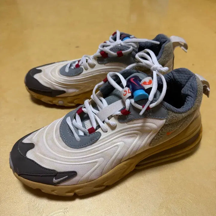 [BUNJANG] Nike x Travis Scott Air Max 270 React Trail Sneakers / 나이키 x 트래비스 스캇 에어맥스 270 리액트 트레일 스니커즈 운동화