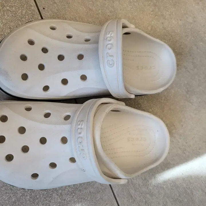 [BUNJANG] Crocs Sandals White / 크록스 샌들 화이트