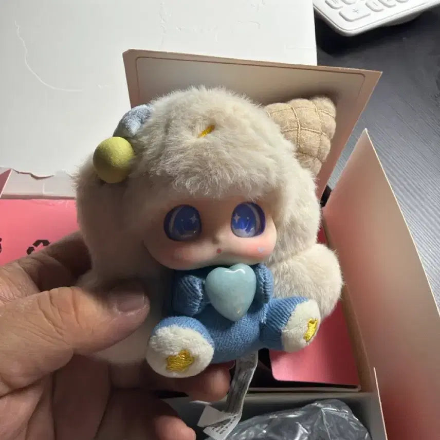 [BUNJANG] Crystal Whisper Doll / 크리스탈 위스퍼 인형