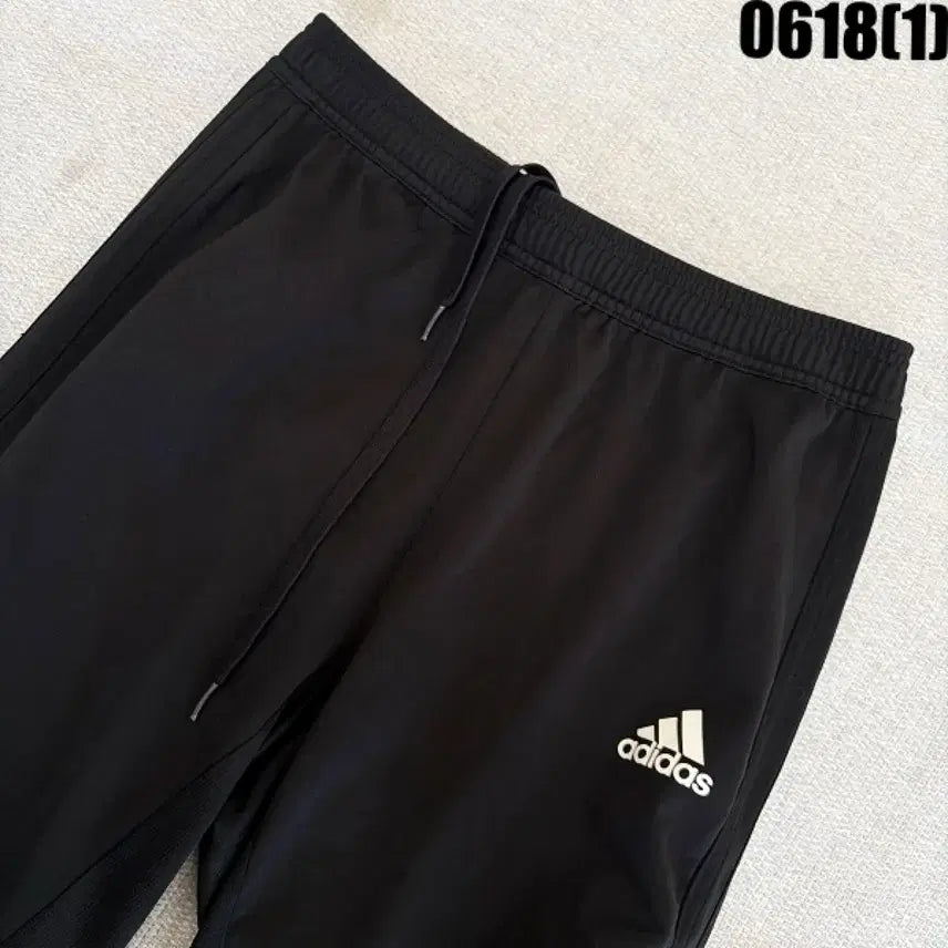[BUNJANG] Adidas Black Shorts L / 아디다스 반바지 블랙 L