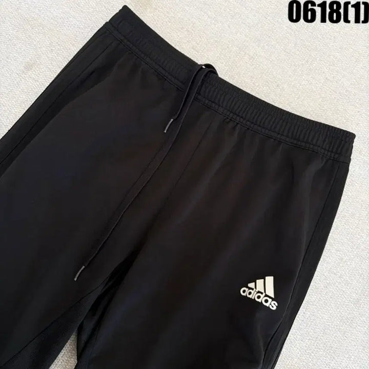 [BUNJANG] Adidas Black Shorts L / 아디다스 반바지 블랙 L