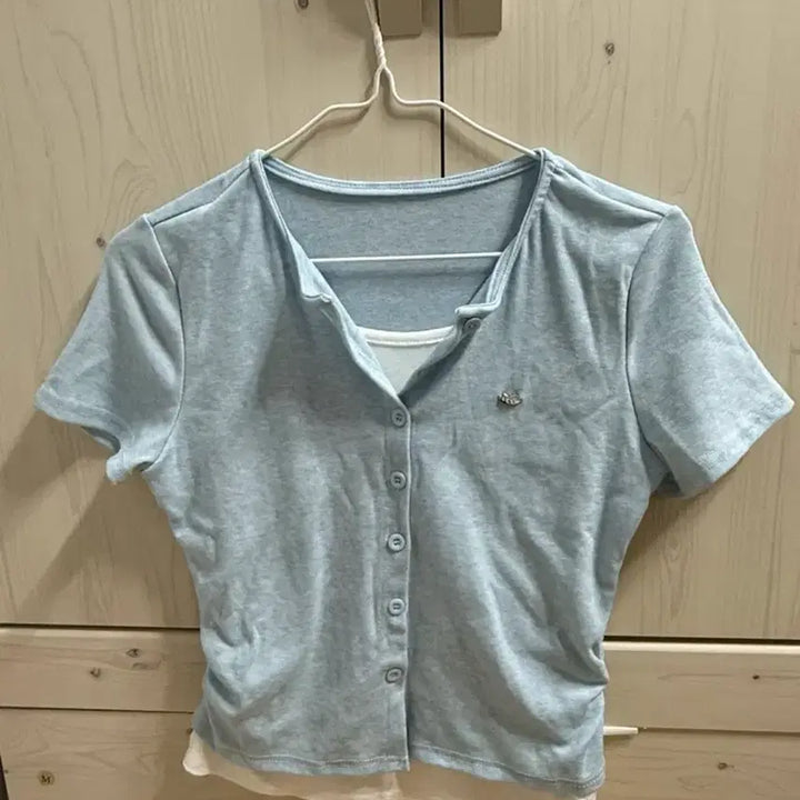 [BUNJANG] Sky Blue Layered Short-Sleeved T-Shirt / 하늘색 레이어드 반팔