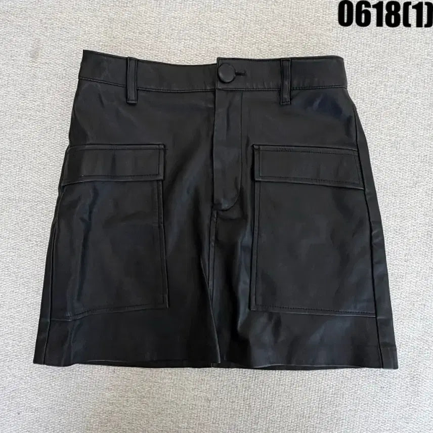 [BUNJANG] Zara Leather Cargo Mini Skirt Black XS / 자라 가죽 카고 스커트 블랙 XS
