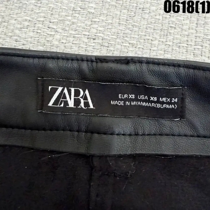 [BUNJANG] Zara Leather Cargo Mini Skirt Black XS / 자라 가죽 카고 스커트 블랙 XS