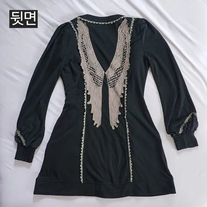 [BUNJANG] Ozzon Angelic Wing Crochet Embroidered Long Cardigan / 오즈온 ozzon 오즈안젤로 날개 크로셰 자수 롱가디건 엔젤코어 대장템
