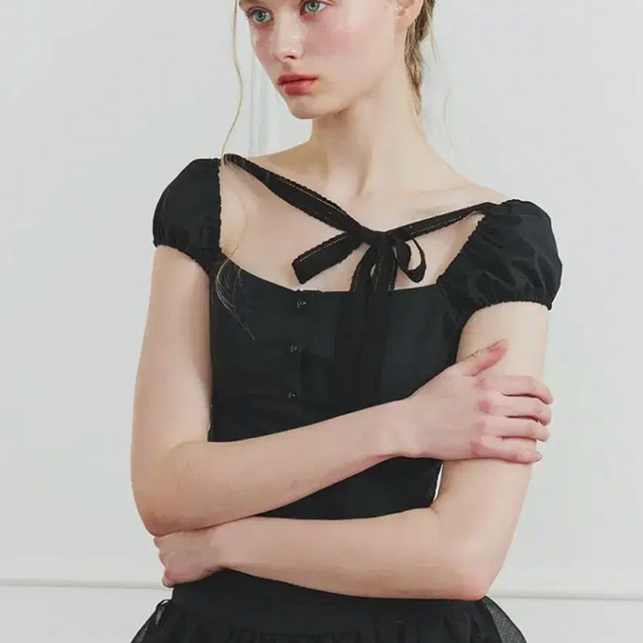 [BUNJANG] Pain Or Pleasure Wendy Ribbon Blouse Black / 페인오어플레져 WENDY RIBBON BLOUSE black
