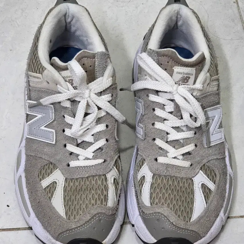 [BUNJANG] New Balance x Salehe Bembury 574 Yurt Shark Skin / 뉴발란스 x 살레헤 벰버리 574 유르트 샤크 스킨