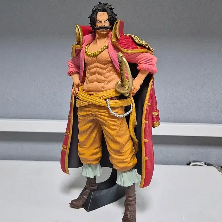 [BUNJANG] King of Artist Gol D. Roger Figure (Opened) / 원피스 킹오아 골 D 로저 피규어 개봉품