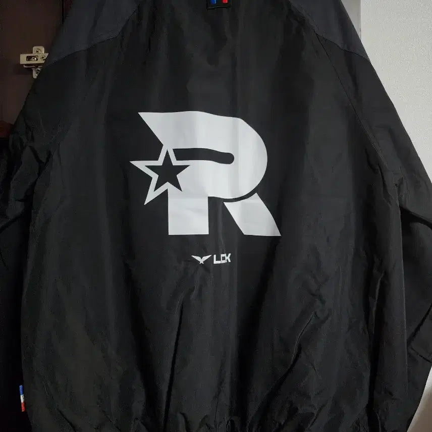 [BUNJANG] KT Rolster 2023 LCK Uniform Windbreaker Jacket XL (105) / 2023 KT 롤스터 유니폼 바람막이