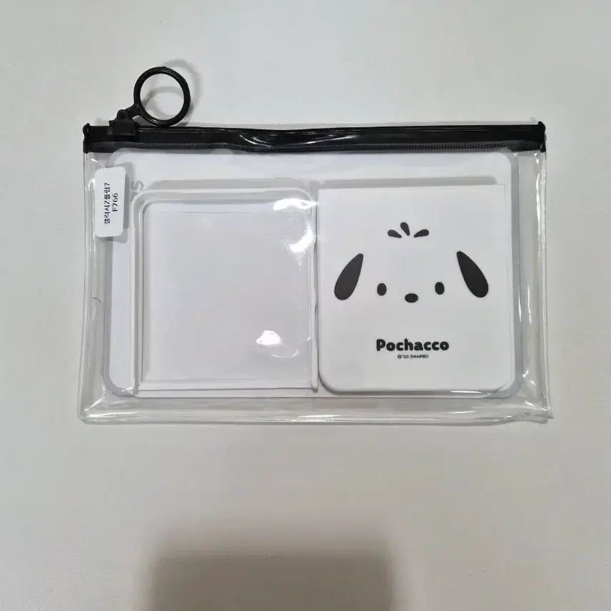[SOLD OUT] (무료배송)z플립7 산리오 포차코 케이스