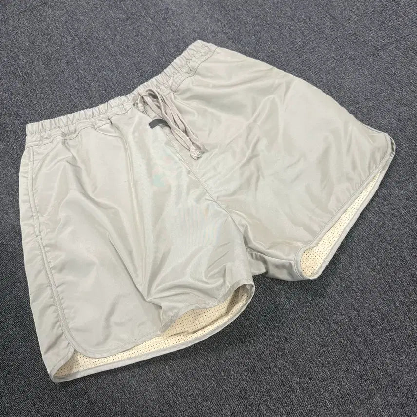 [BUNJANG] Fear of God 7th Collection Nylon Grey Shorts XL / 피어오브갓 7th컬렉션 나일론 그레이 쇼츠