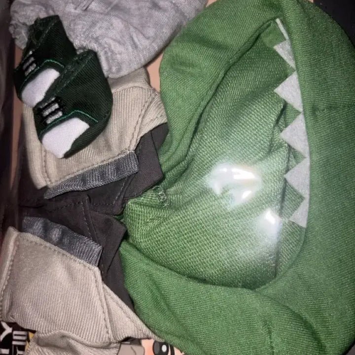 [BUNJANG] Pixelie The Prism Exhibition Plush Doll (Dinosaur) + Misuban Clothes / 픽셀리 더 프리즘 전시회 봉제인형(공룡)+미수반 옷