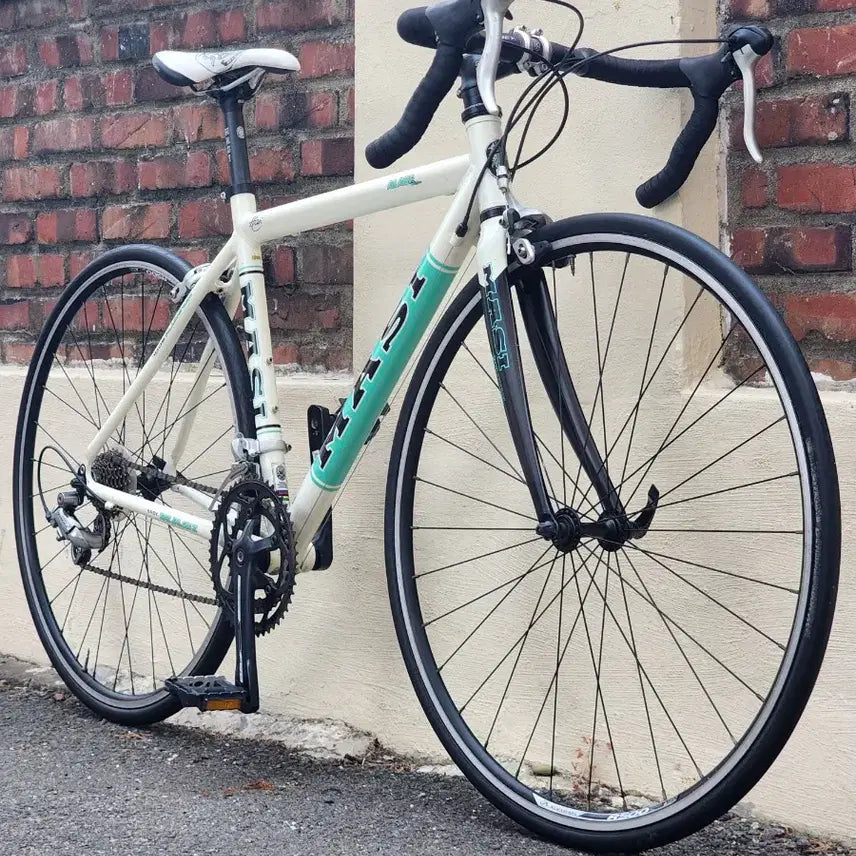[BUNJANG] Masi Alare Aluminum Road Bike (49cm Frame, Carbon Fork/Seatpost, Shimano Sora/Tiagra 18-Speed) / 로드자전거 마지 알라레 팝니다