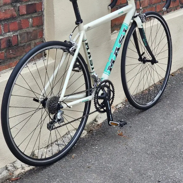 [BUNJANG] Masi Alare Aluminum Road Bike (49cm Frame, Carbon Fork/Seatpost, Shimano Sora/Tiagra 18-Speed) / 로드자전거 마지 알라레 팝니다