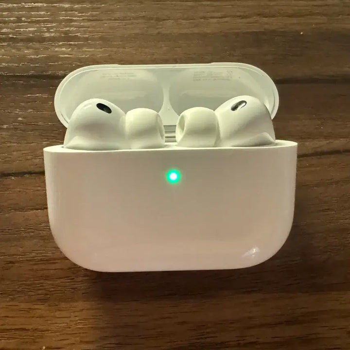 [BUNJANG] Apple AirPods Pro (3rd Generation) - White / 에어팟 프로 3세대