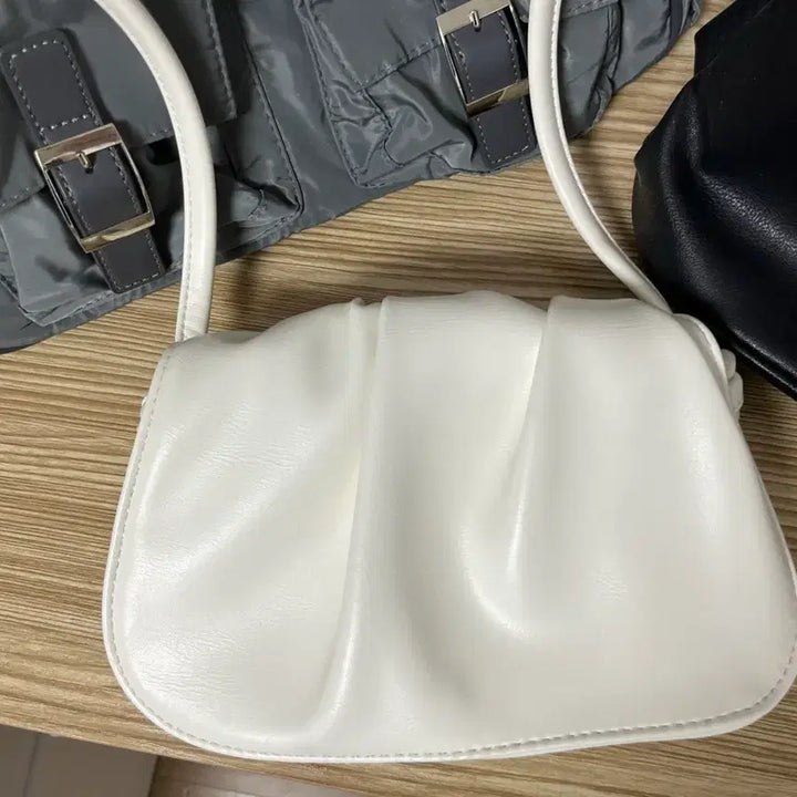 [BUNJANG] Tote Bag 3-Piece Set (Black, White, Gray) / 가방 3종 세트 (검정/흰색/그레이)
