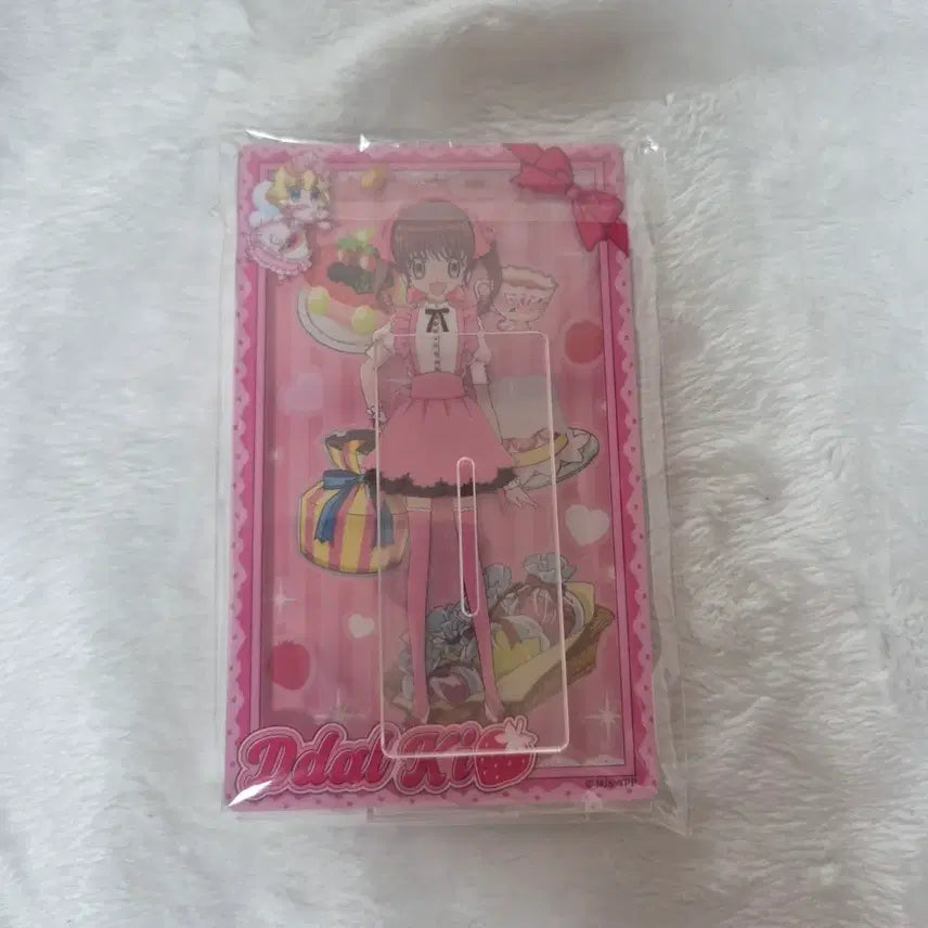 [BUNJANG] Dream Party Chef Strawberry Dress-Up Toy / 꿈빛파티시엘 딸기 옷갈아입히기