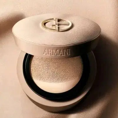 [BUNJANG] Giorgio Armani New Power Fabric Cushion Foundation (Refill Included) / 조르지오 아르마니 뉴 파워 패브릭 쿠션 본품+리필
